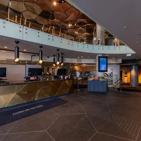 Clarion The Edge 4*