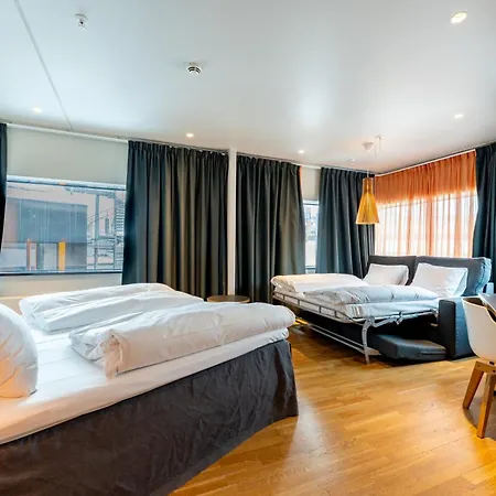 Clarion The Edge 4*