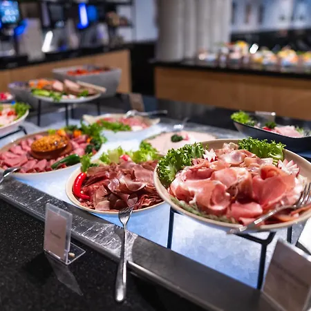 克拉丽奥边缘酒店