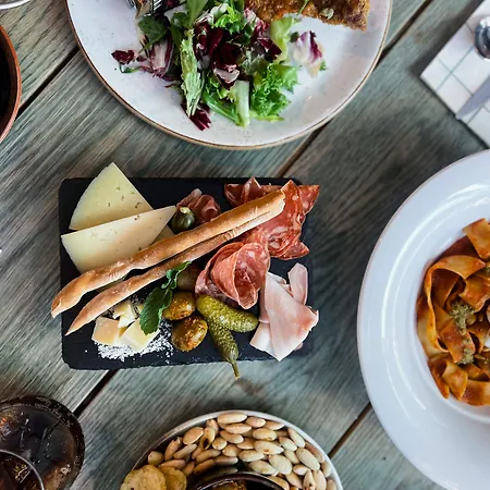 Szálloda Clarion The Edge