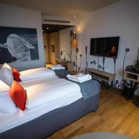 Clarion The Edge 4*