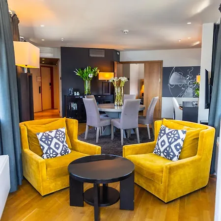Clarion The Edge Hotel 4*